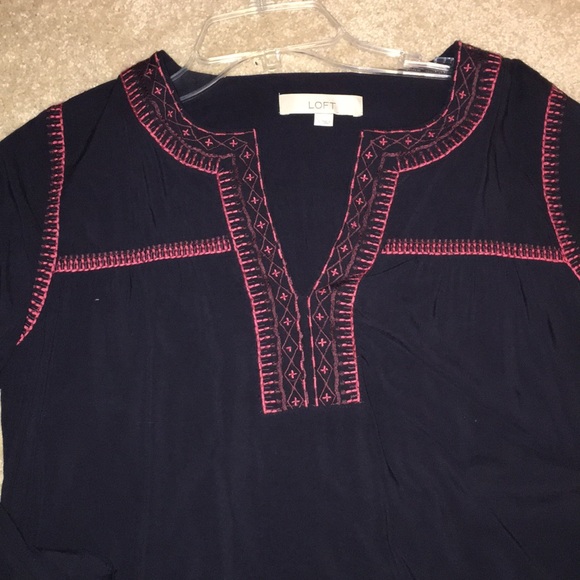 Loft blouse. Navy with pink detailing. - Picture 3 of 3